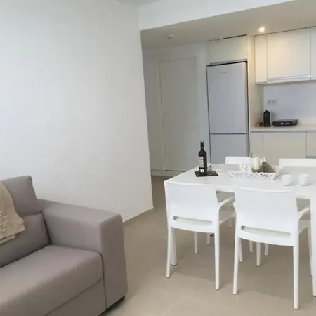 Villa Designvilla With Breathtaking View For 14 Guests